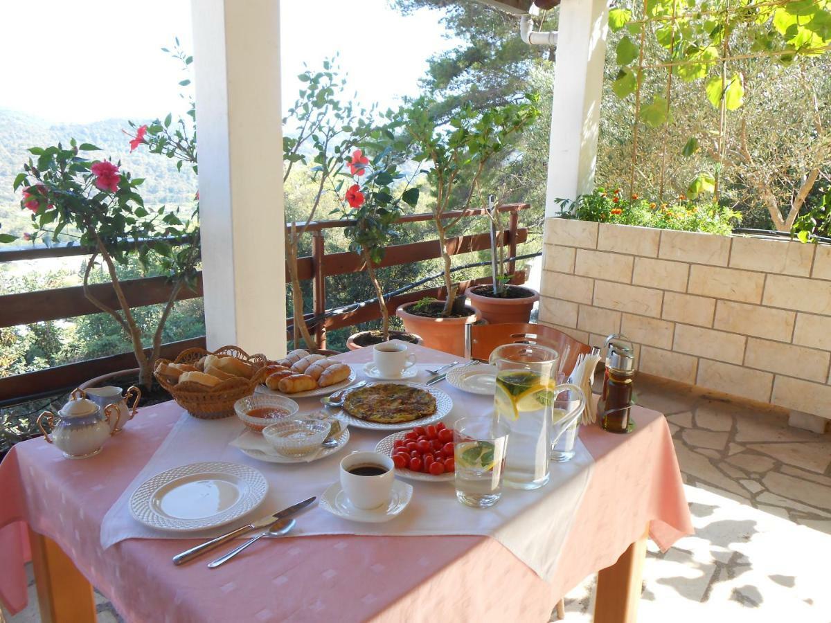 Bed & Breakfast Susovic Bed and Breakfast Lastovo Exteriör bild