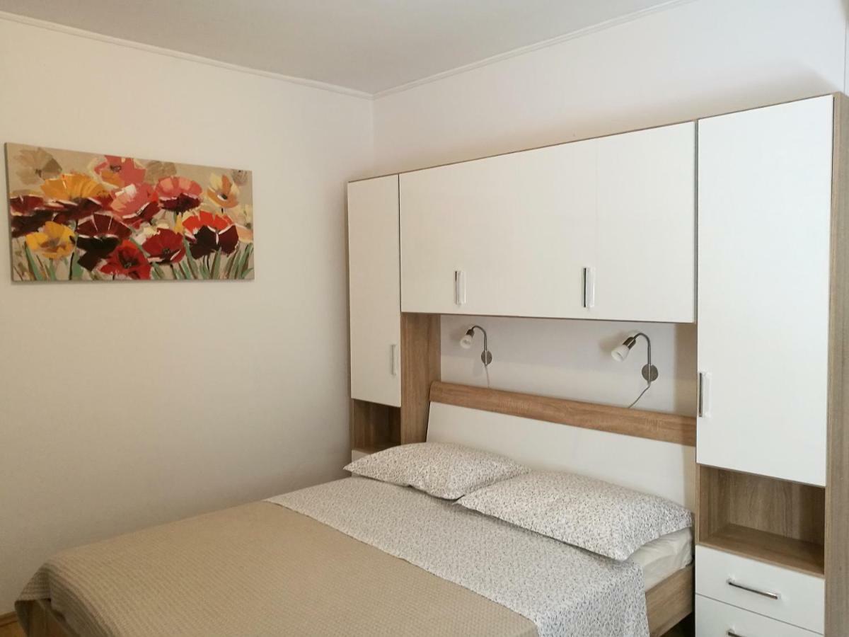 Bed & Breakfast Susovic Bed and Breakfast Lastovo Exteriör bild